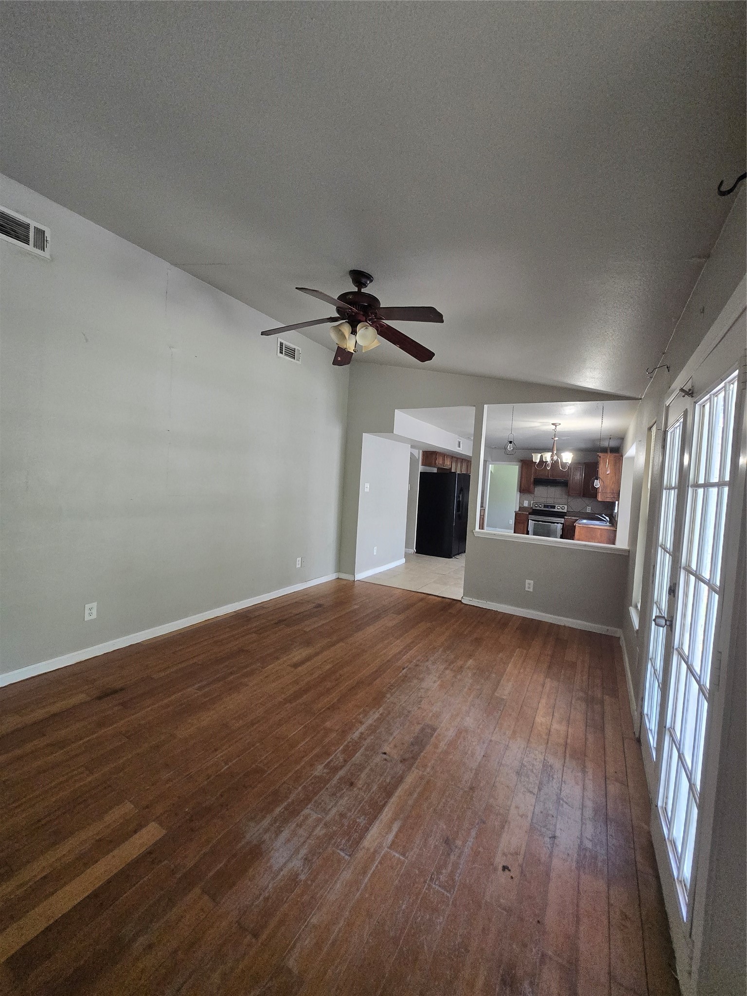 1500 Endicott Drive Arlington TX 76018