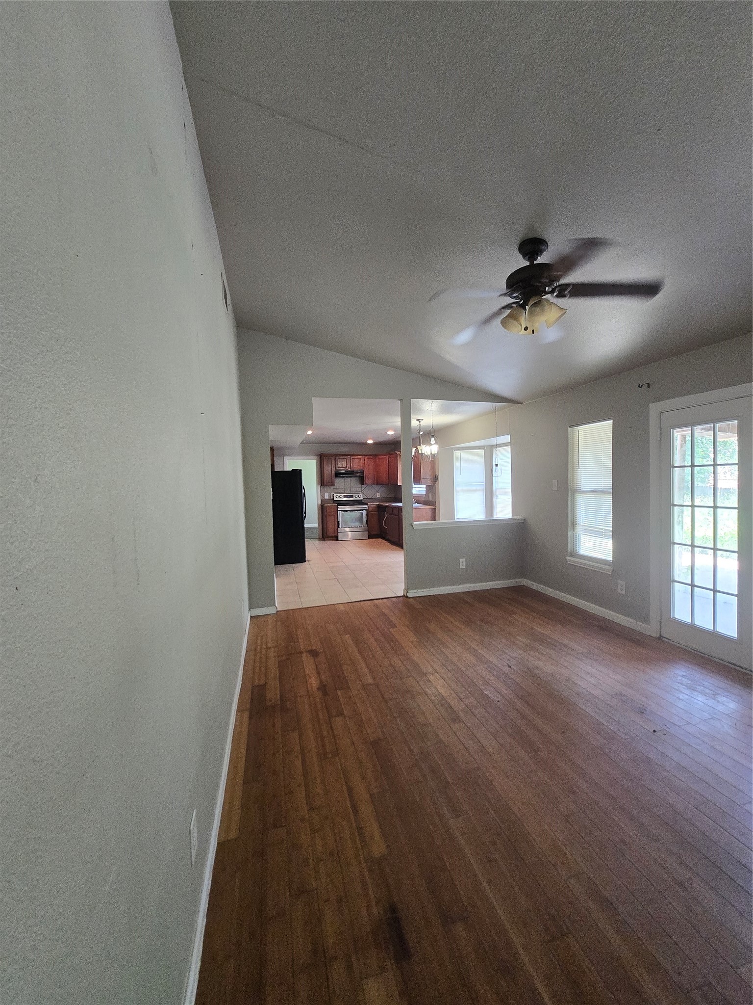 1500 Endicott Drive Arlington TX 76018