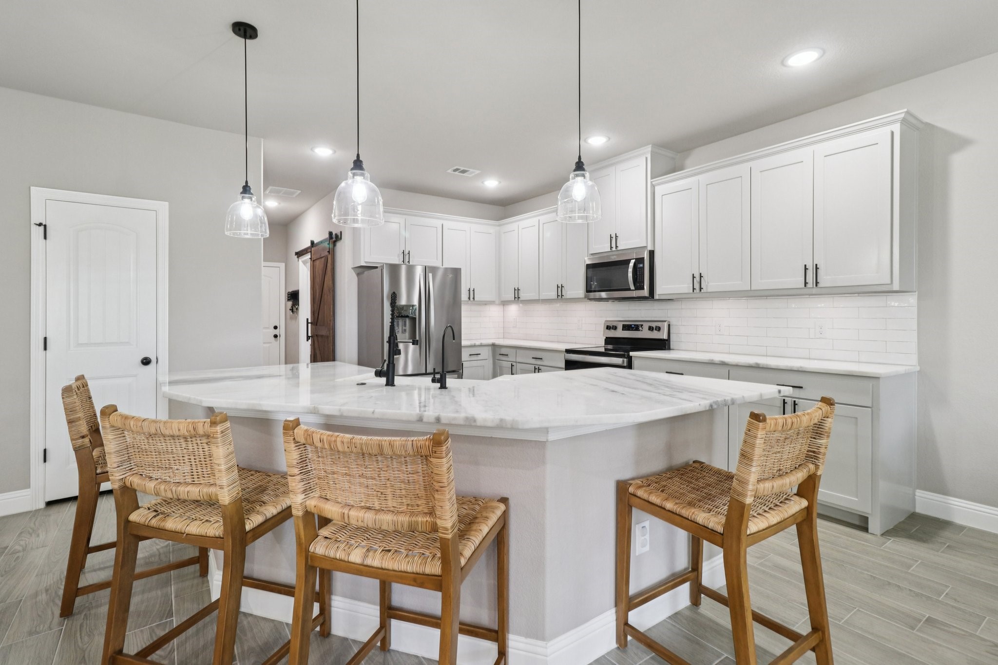 2503 Smokerise Trail Granbury TX 76048
