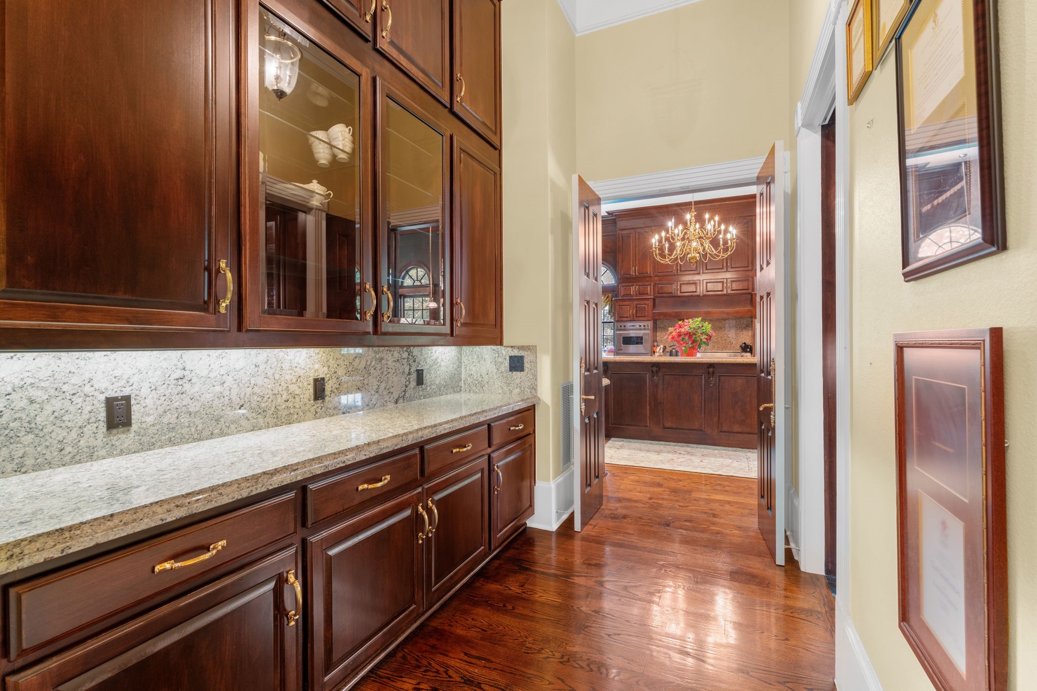 2300 Panorama Arlington TX 76016