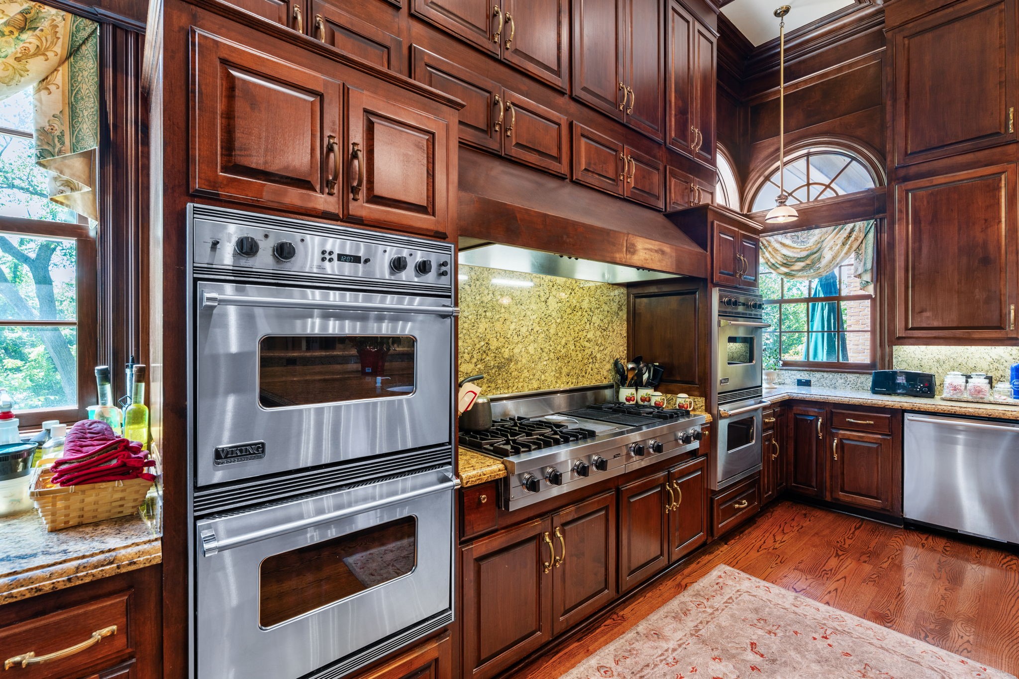 2300 Panorama Arlington TX 76016