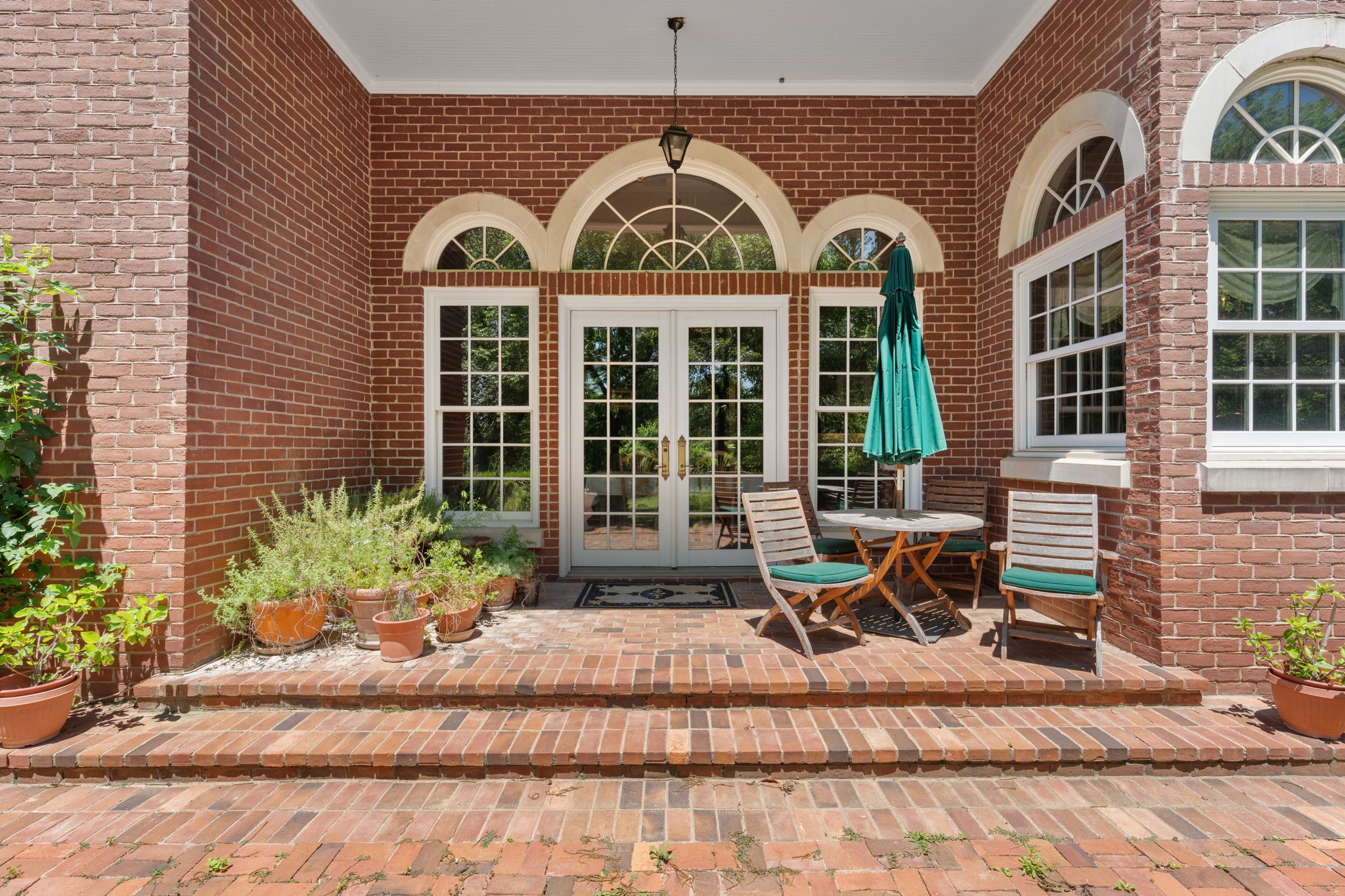 2300 Panorama Arlington TX 76016