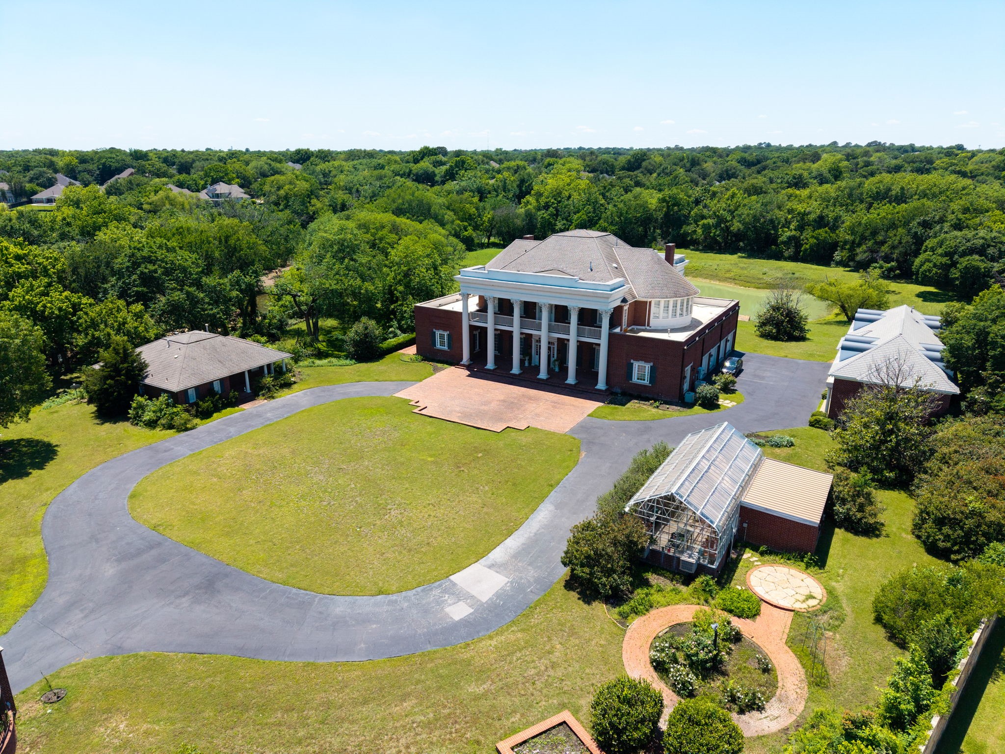2300 Panorama Arlington TX 76016