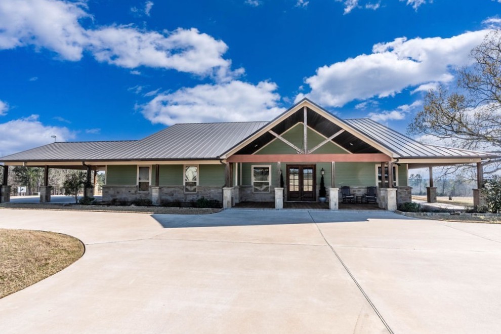 401 An County Road 138 Elkhart TX 75839