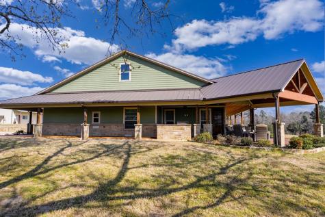401 An County Road 138 Elkhart TX 75839
