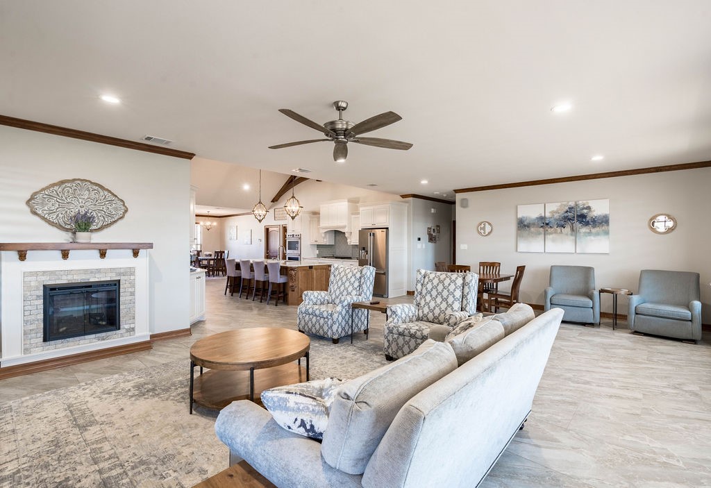 401 An County Road 138 Elkhart TX 75839