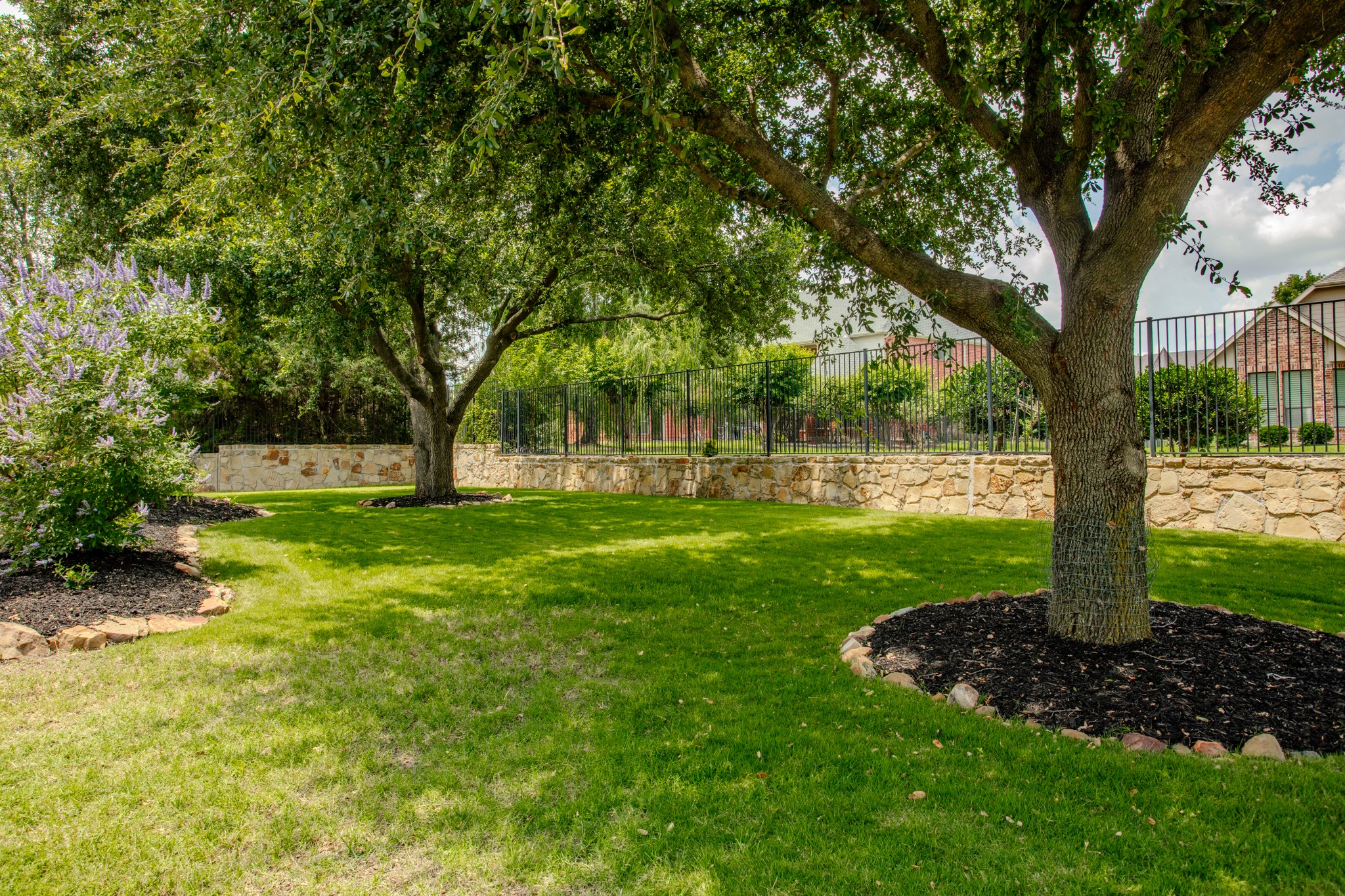 1307 Featherwood Drive Murphy TX 75094