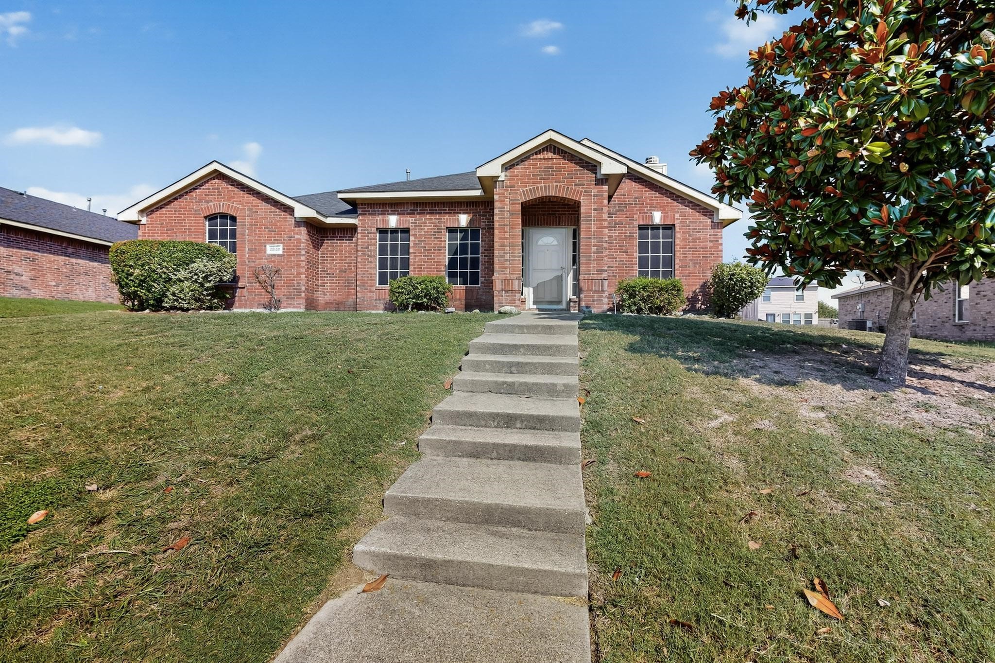 2039 Pecan Creek Drive Mesquite TX 75181
