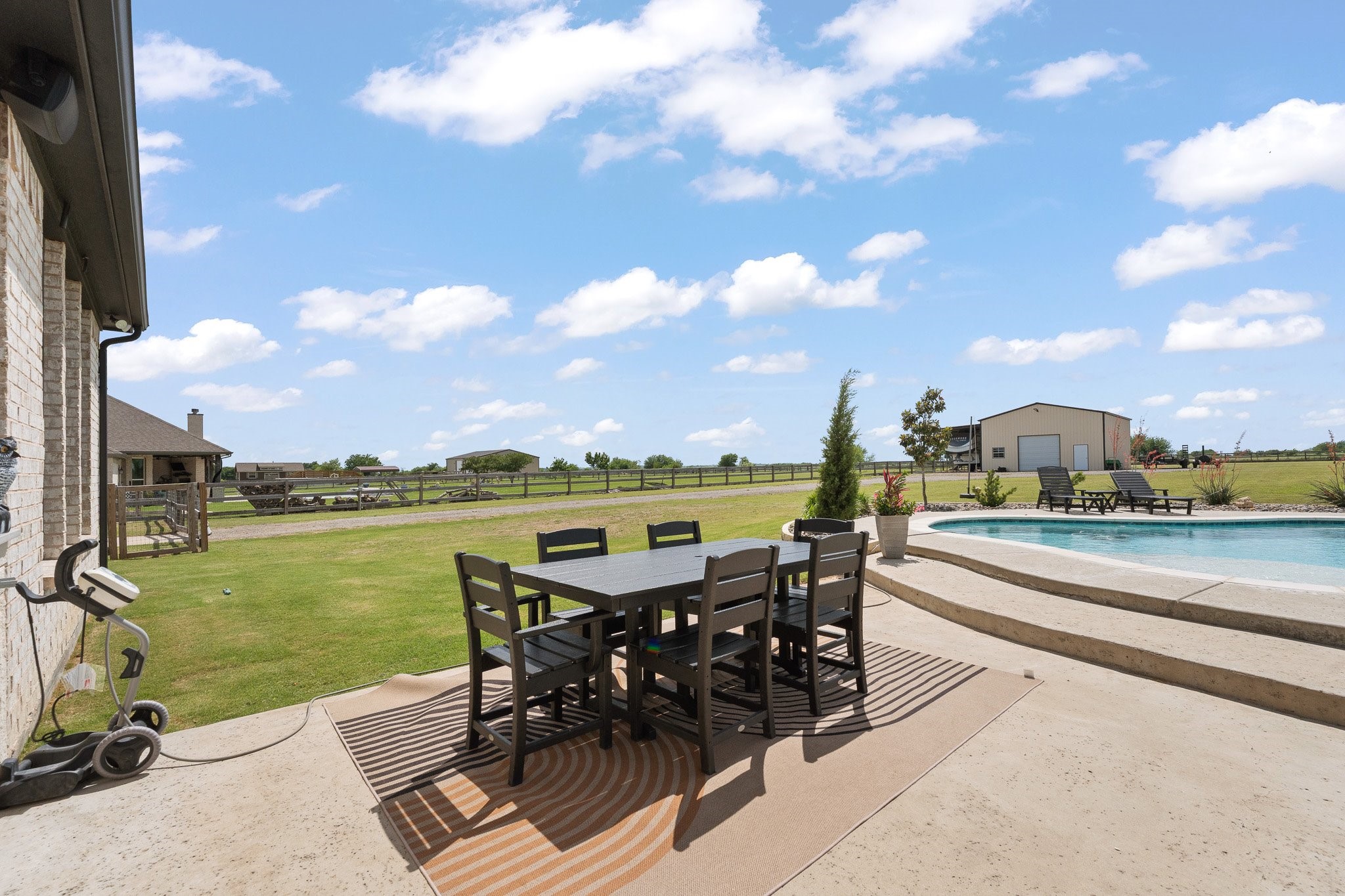 7681 County Road 1009 Godley TX 76044