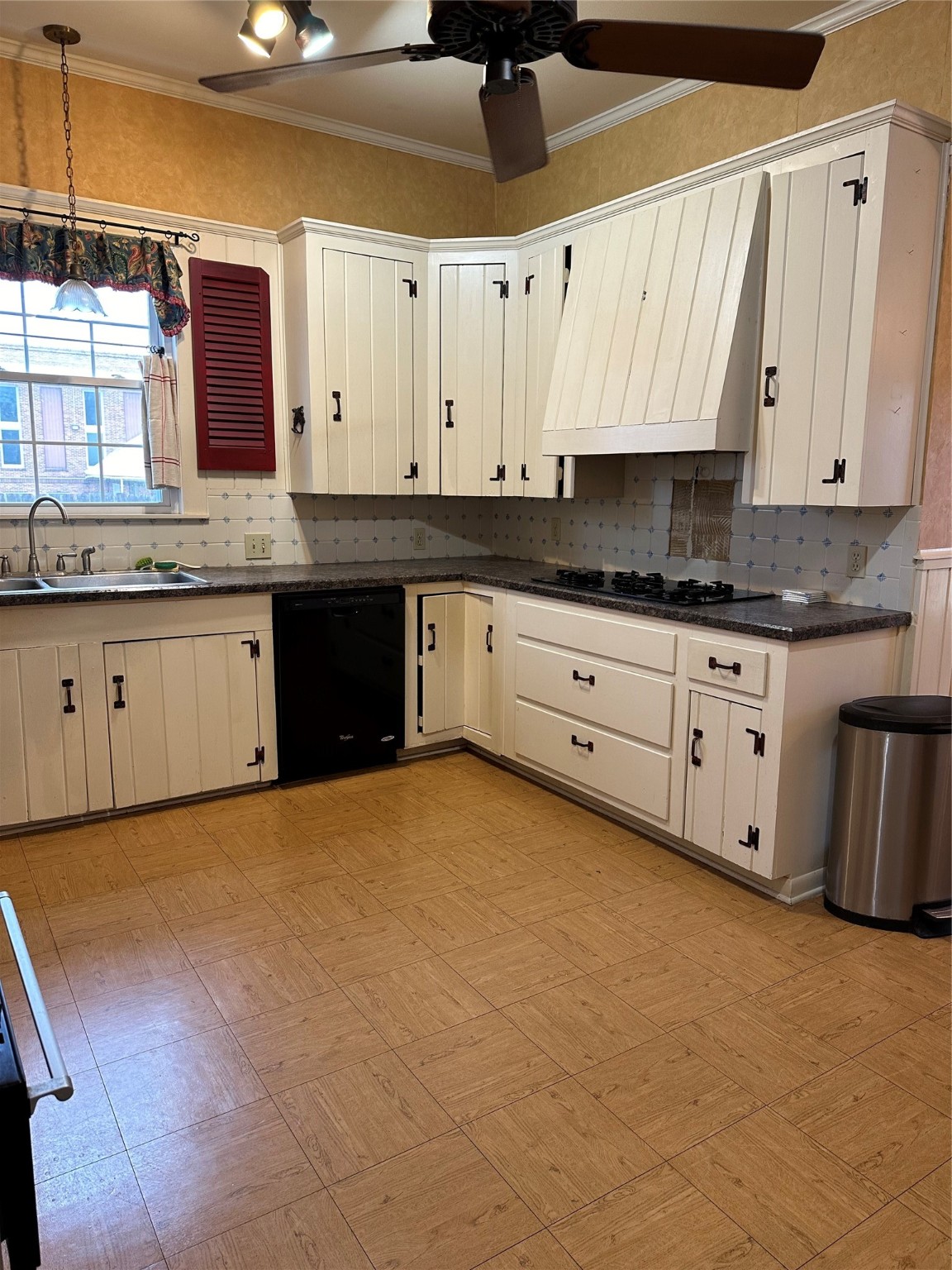 509 E Main Street Mexia TX 76667