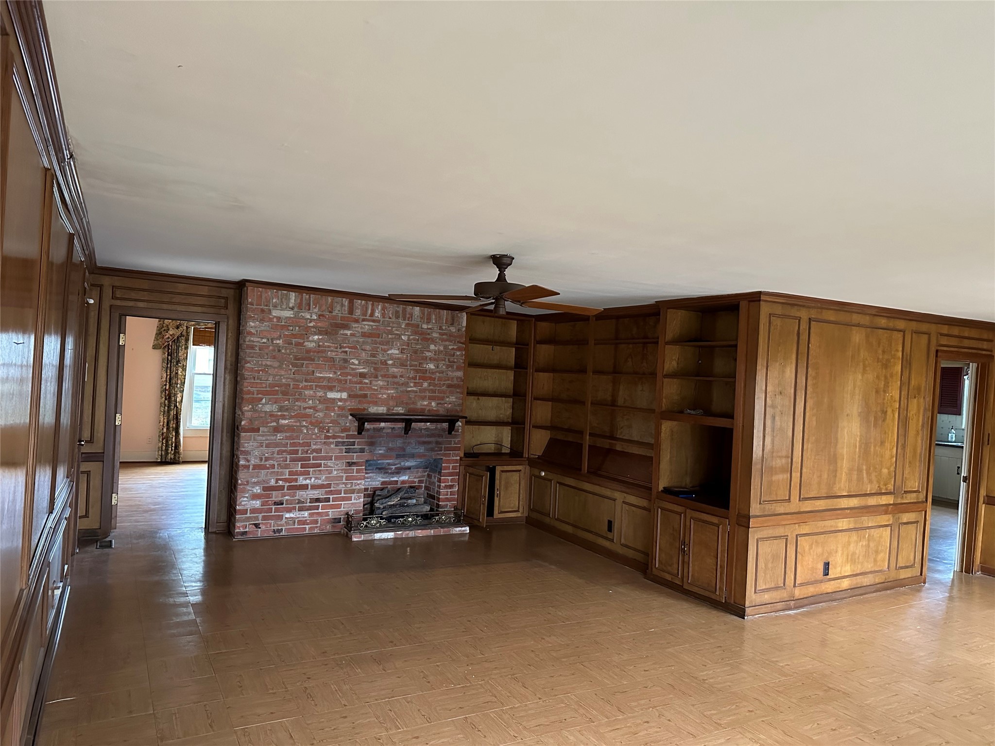 509 E Main Street Mexia TX 76667