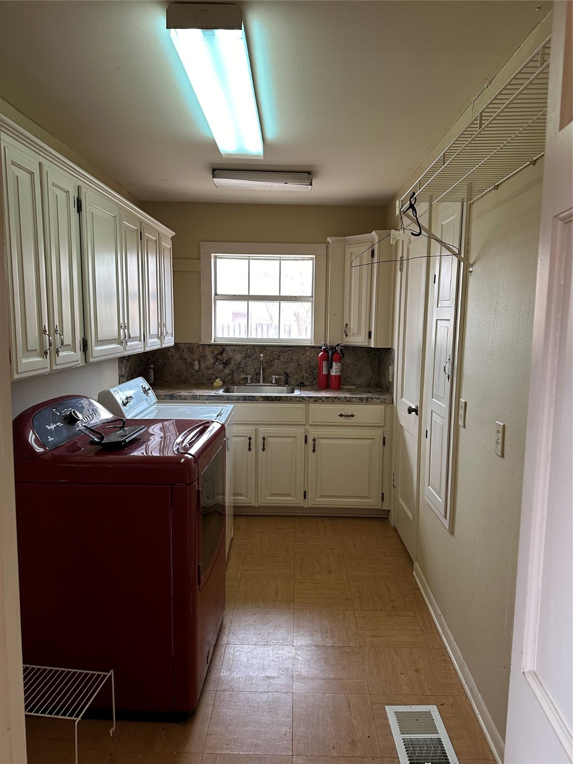 509 E Main Street Mexia TX 76667