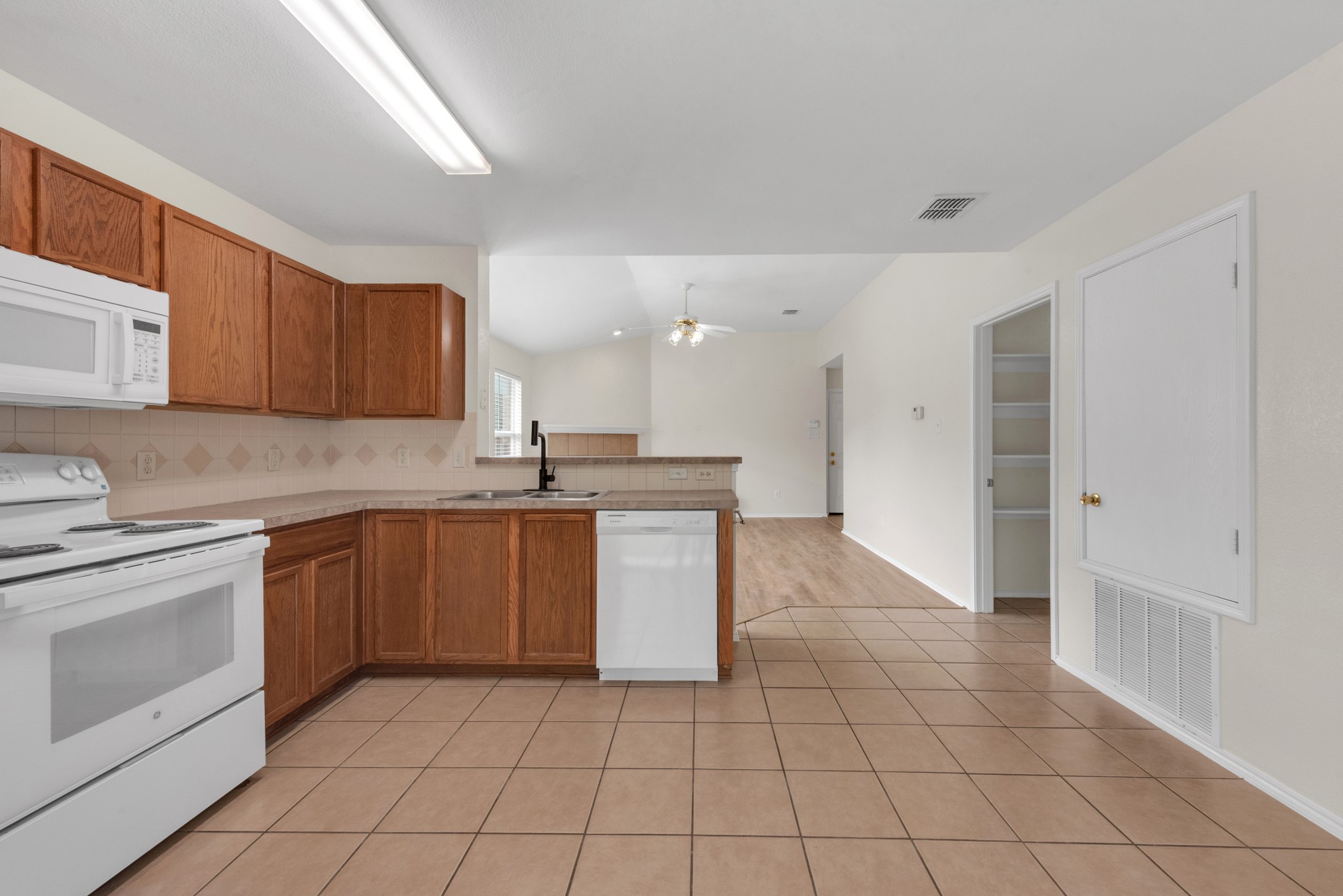 9237 Monument Court Fort Worth TX 76244