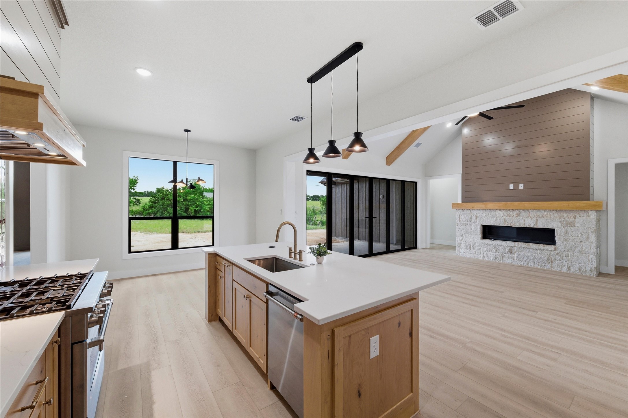 210 Kilkenny Road Poolville TX 76487