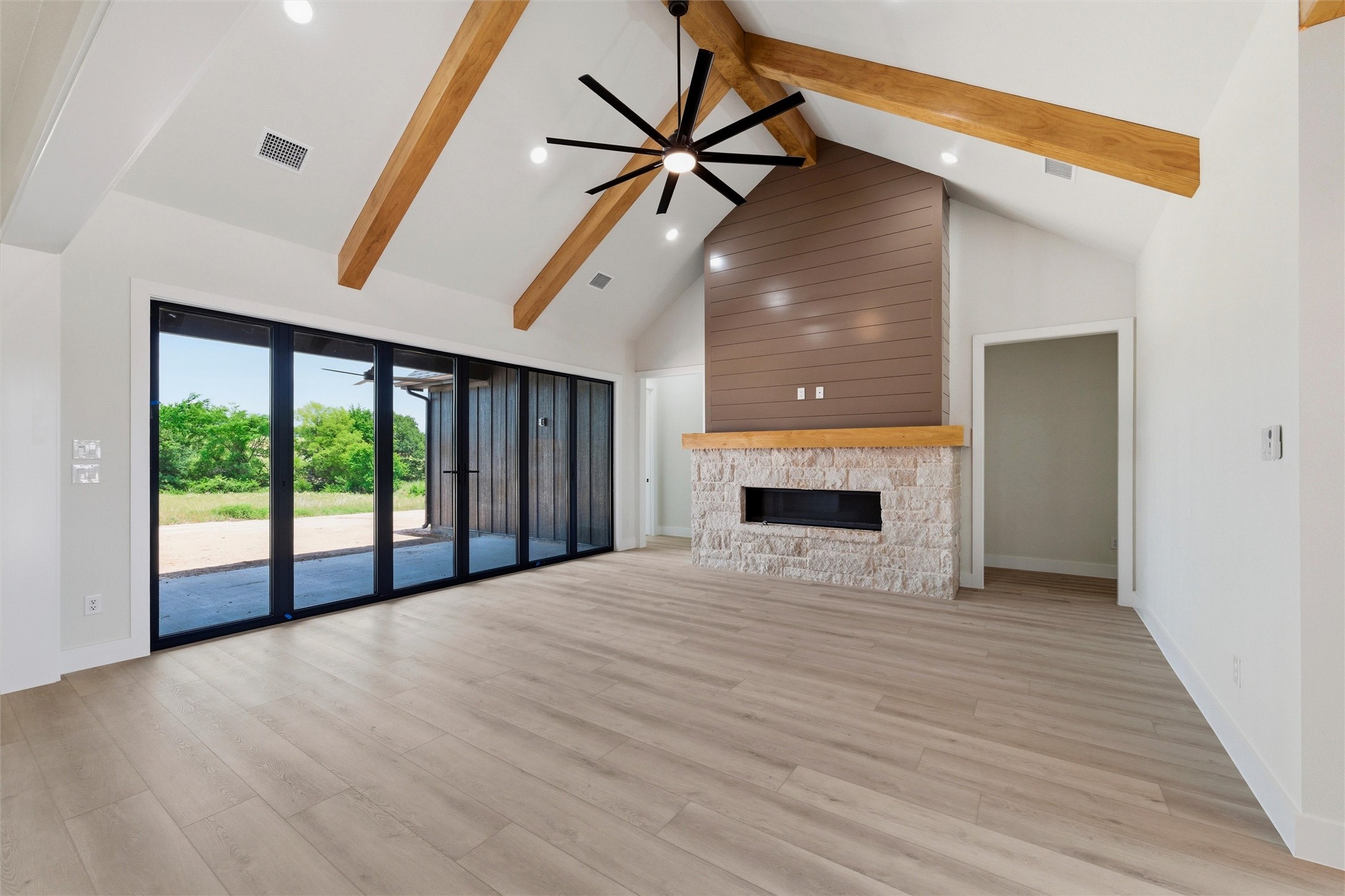 210 Kilkenny Road Poolville TX 76487