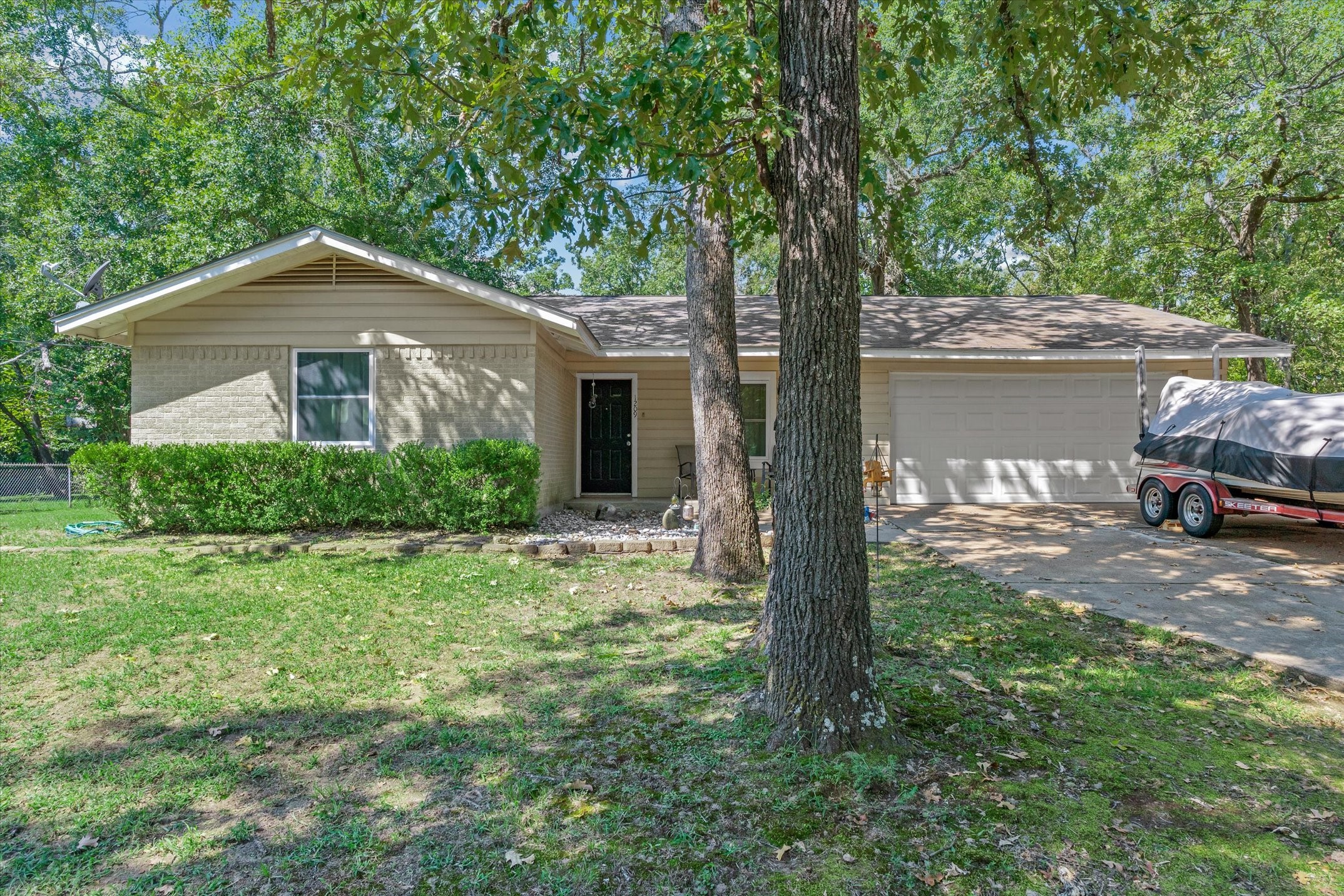 1209 Lakeside Drive Grand Saline TX 75140