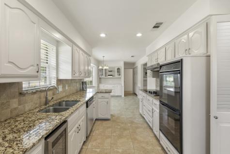 242 Woodcrest Drive Richardson TX 75080
