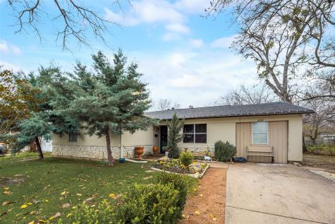 2602 Crestbrook Lane Grand Prairie TX 75052