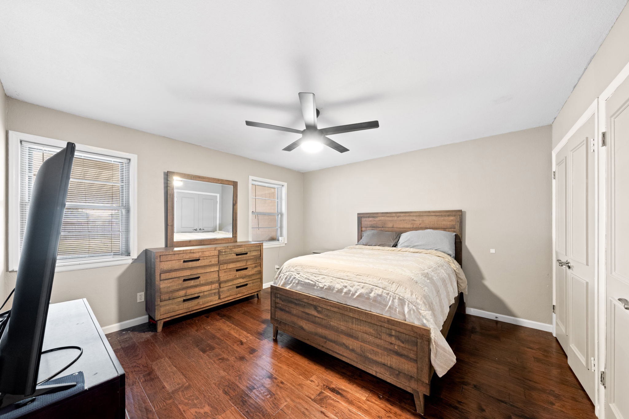 804 Lark Lane Oak Leaf TX 75154