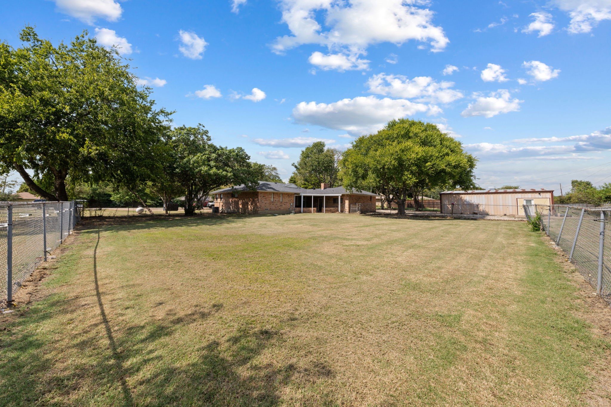 804 Lark Lane Oak Leaf TX 75154