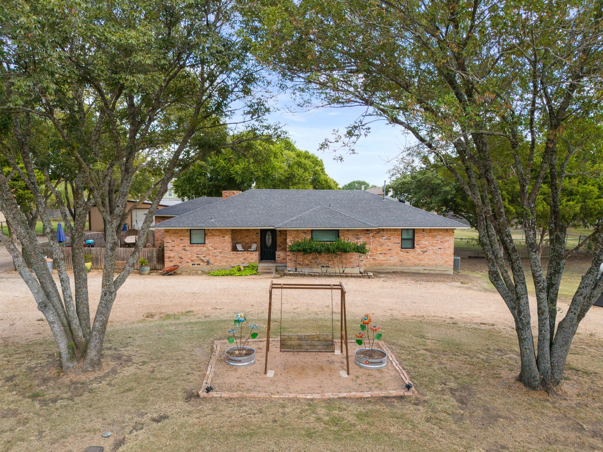 804 Lark Lane Oak Leaf TX 75154