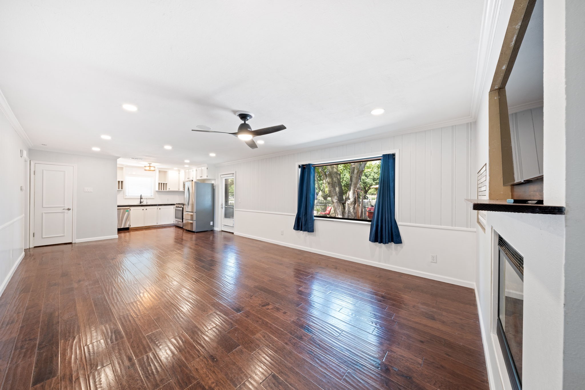 804 Lark Lane Oak Leaf TX 75154