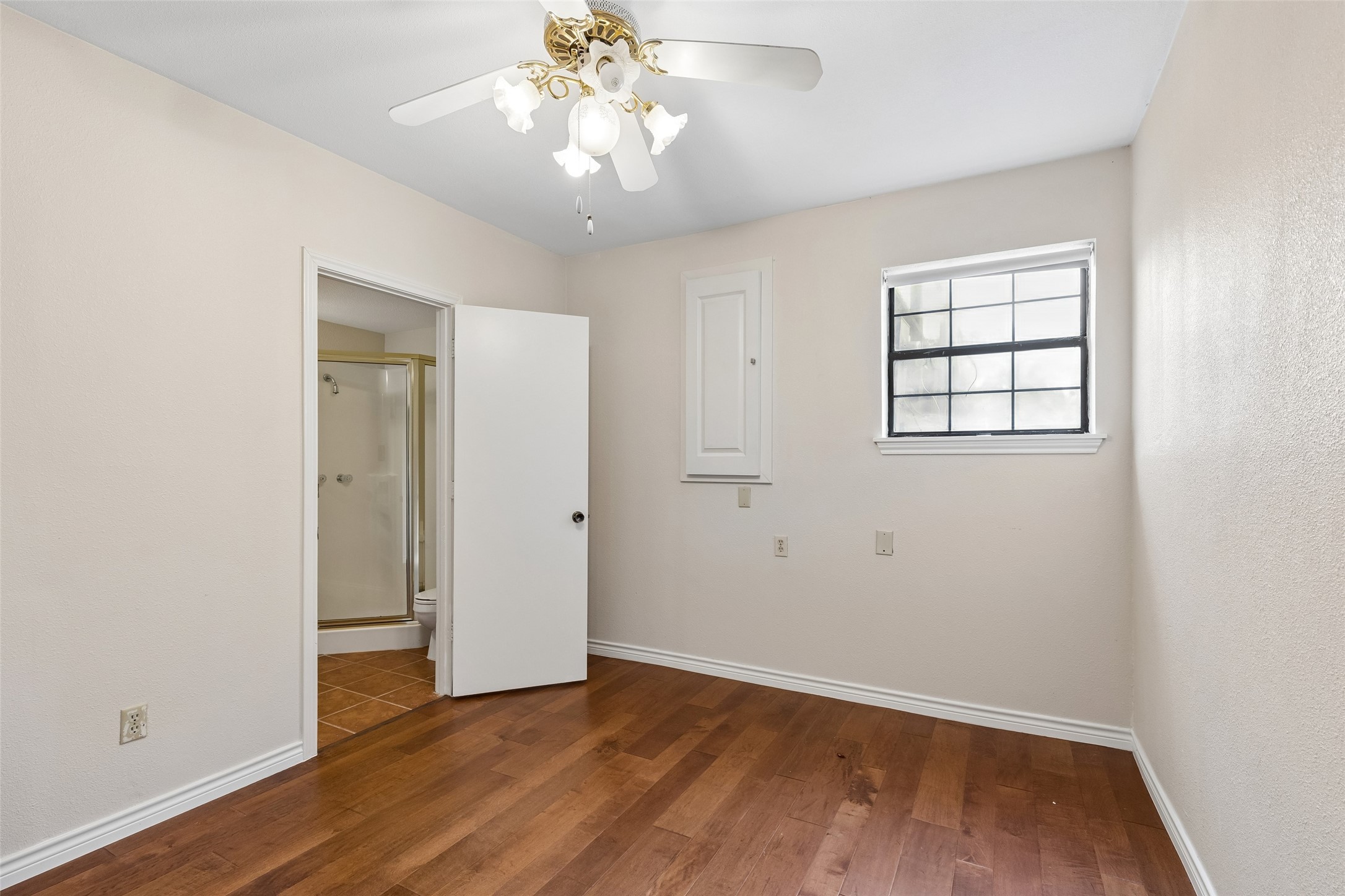 4 Eastshore Road Heath TX 75032