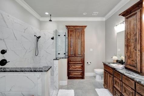 516 W Spring Street Weatherford TX 76086