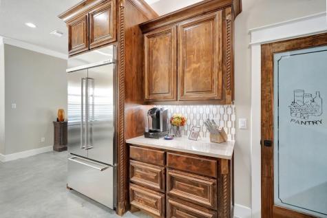 516 W Spring Street Weatherford TX 76086