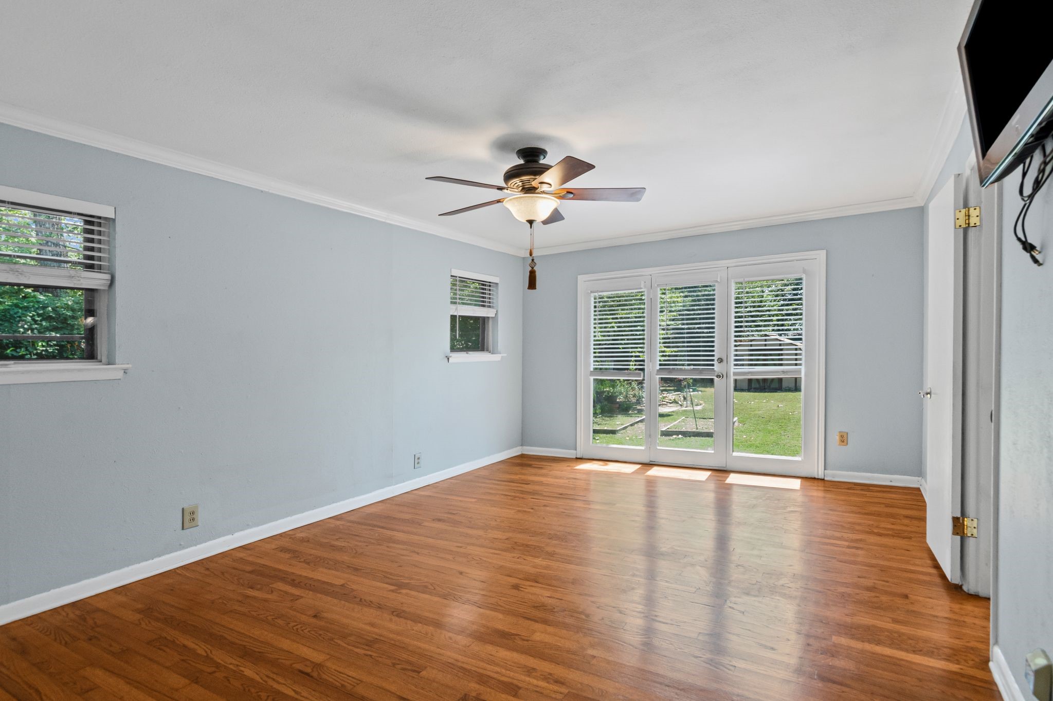320 Patricia Lane Bedford TX 76022