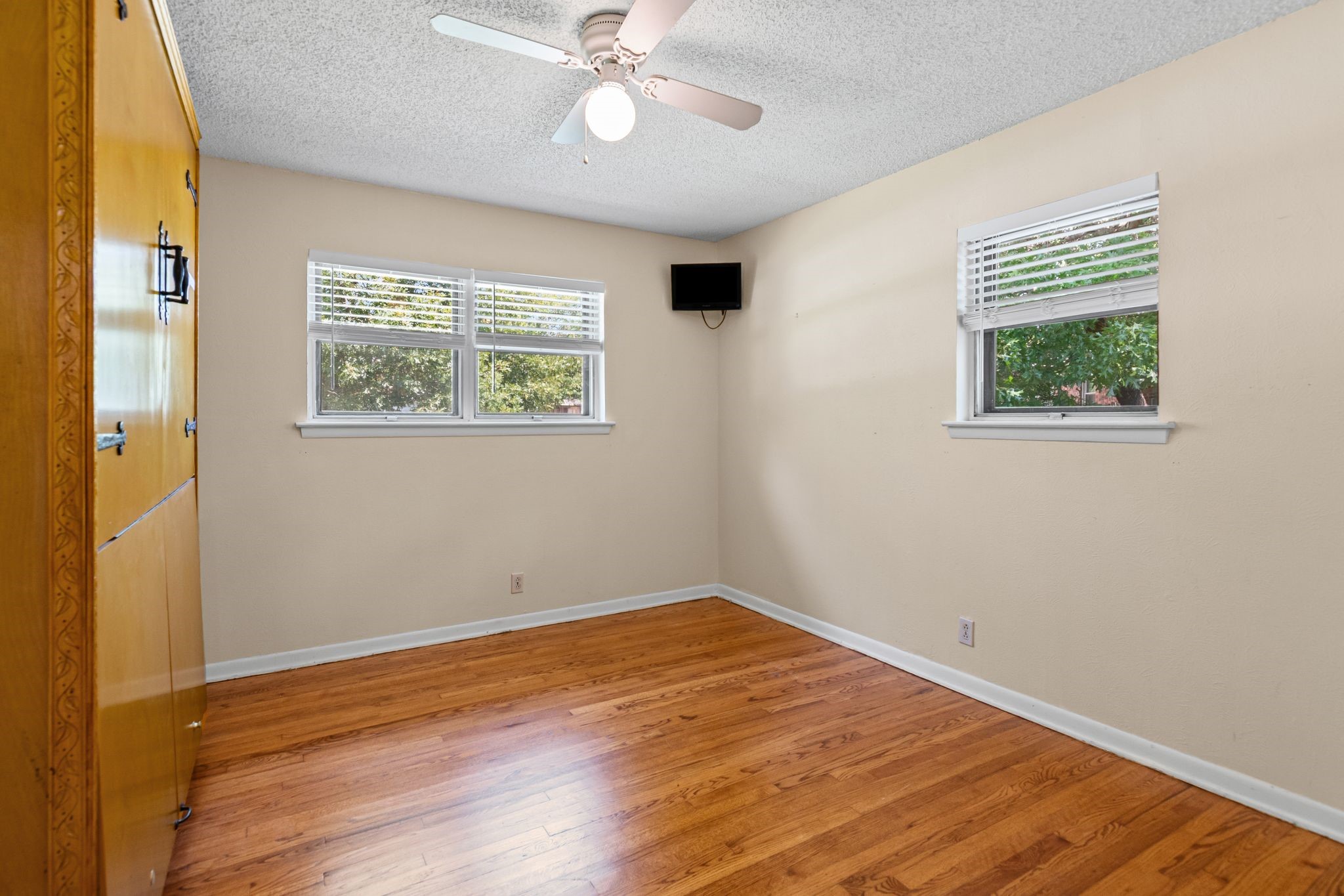 320 Patricia Lane Bedford TX 76022