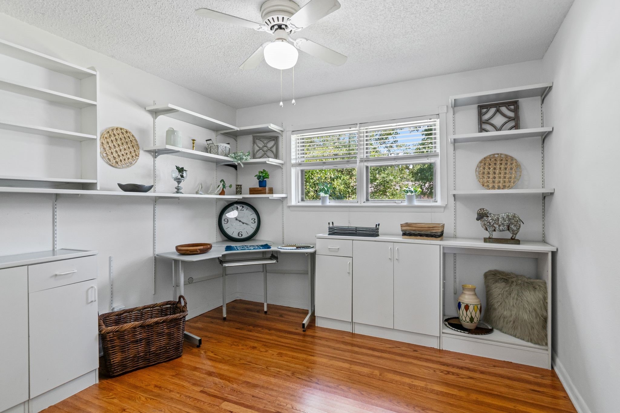 320 Patricia Lane Bedford TX 76022