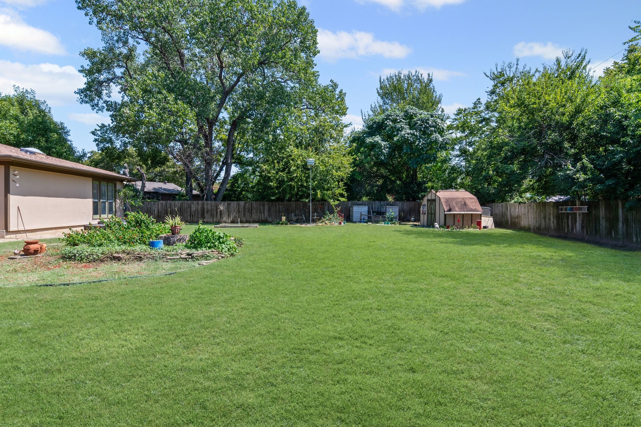 320 Patricia Lane Bedford TX 76022