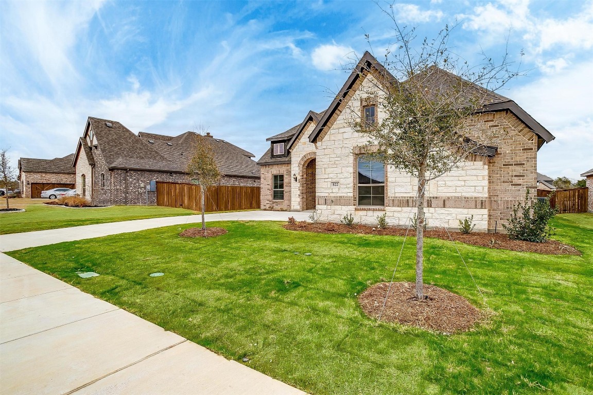 822 Summer Grove Midlothian TX 76065
