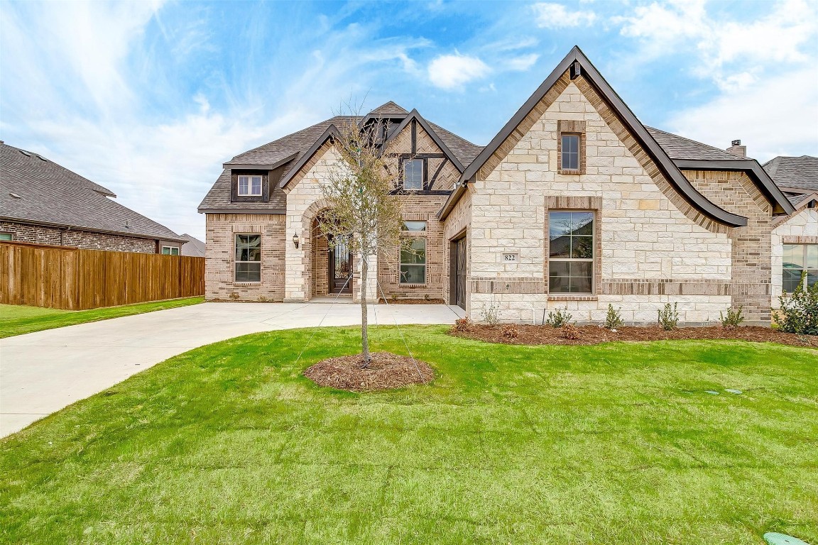 822 Summer Grove Midlothian TX 76065