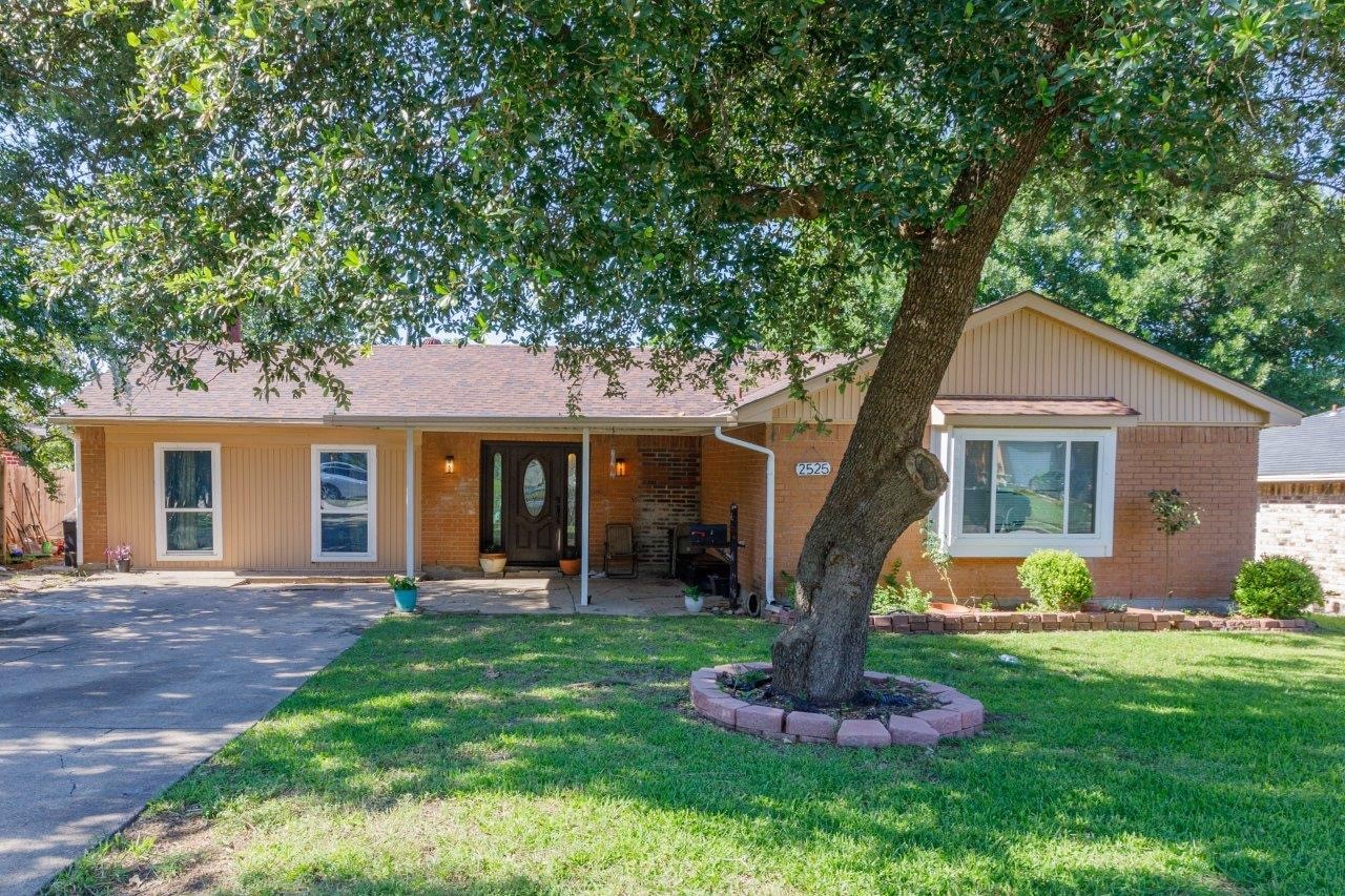 2525 Cardinal Court Mesquite TX 75149