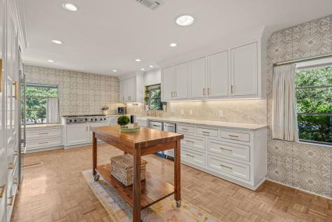 5849 Merrymount Road Westover Hills TX 76107