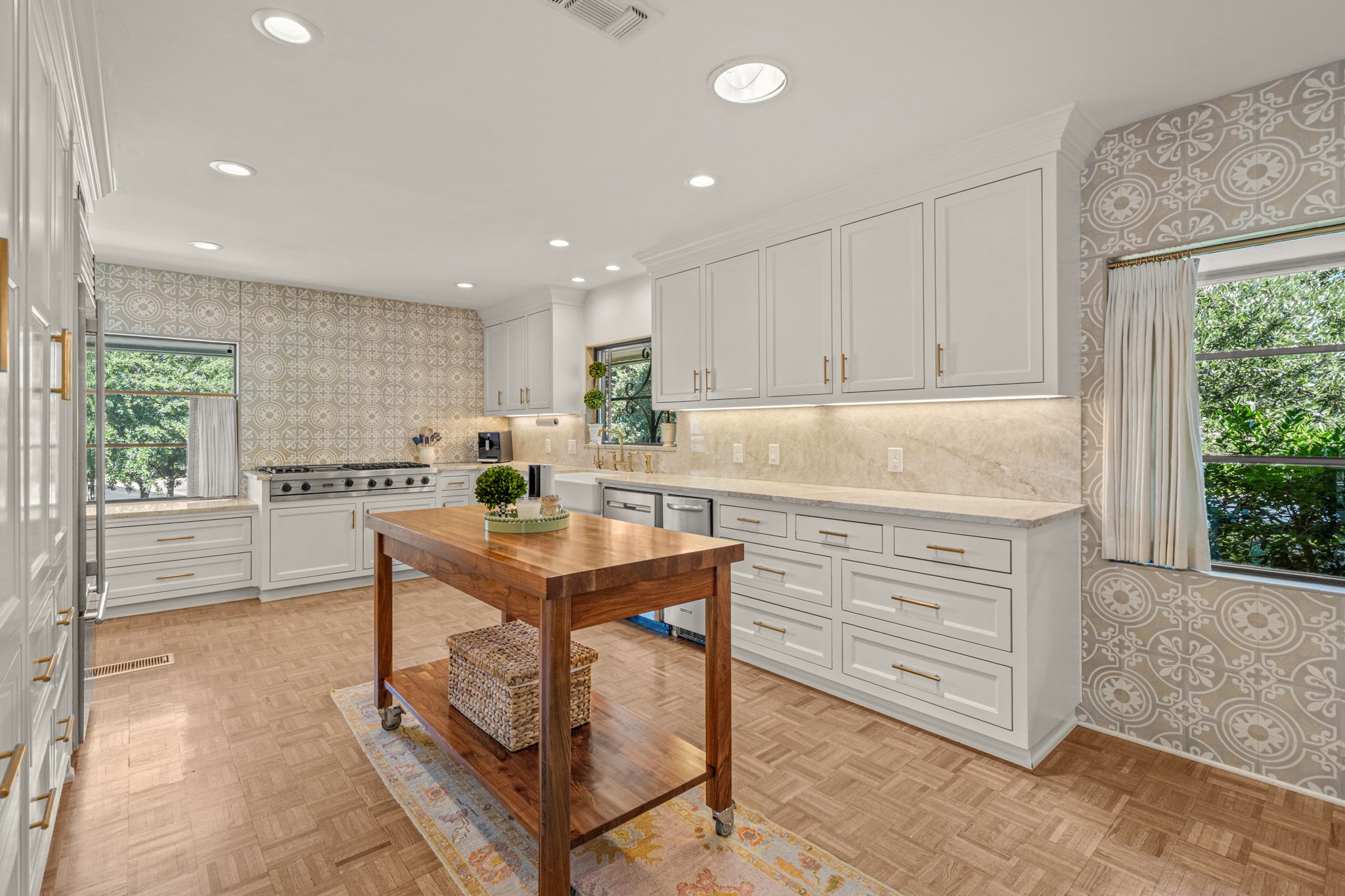 5849 Merrymount Road Westover Hills TX 76107