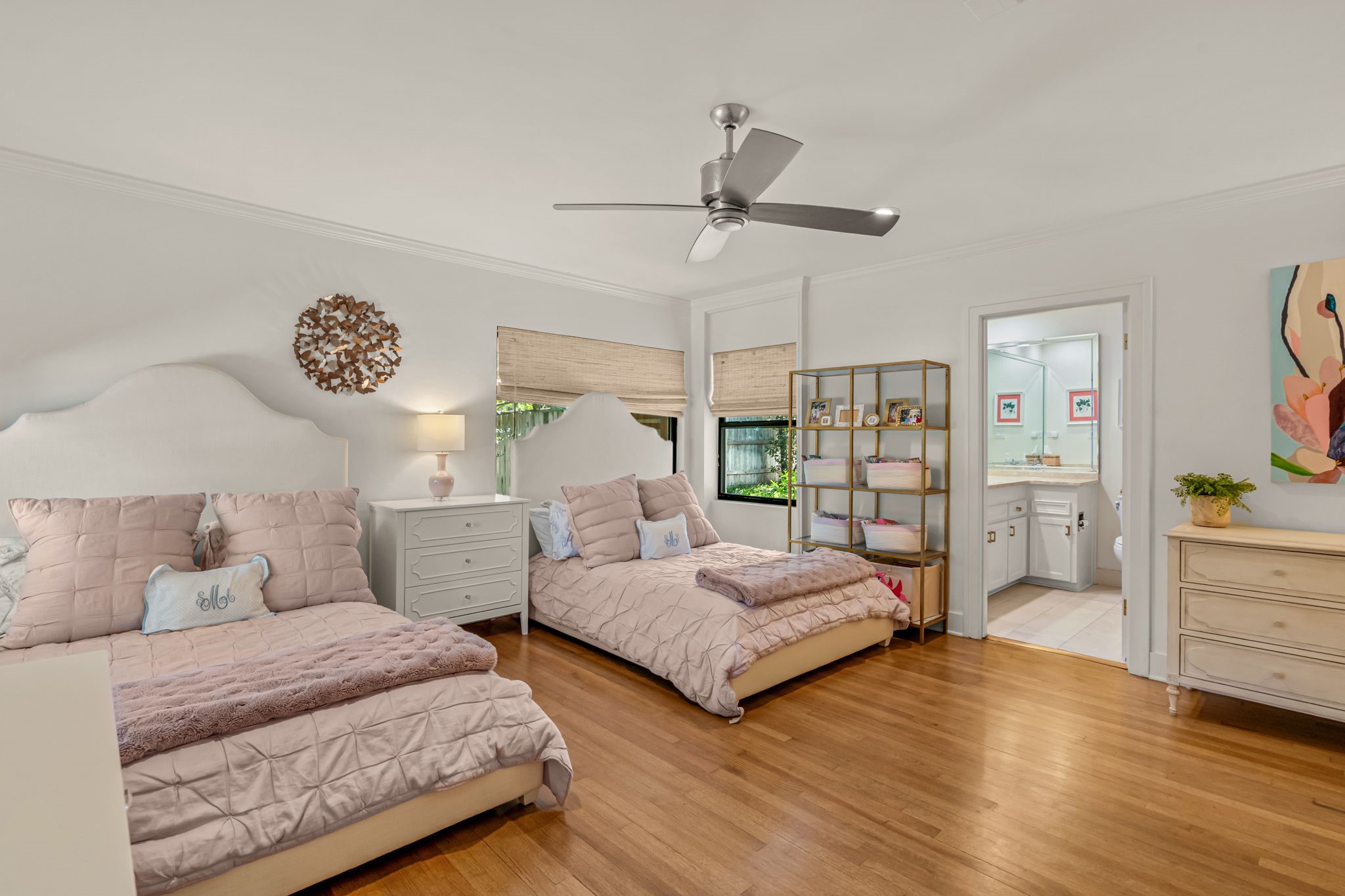 5849 Merrymount Road Westover Hills TX 76107