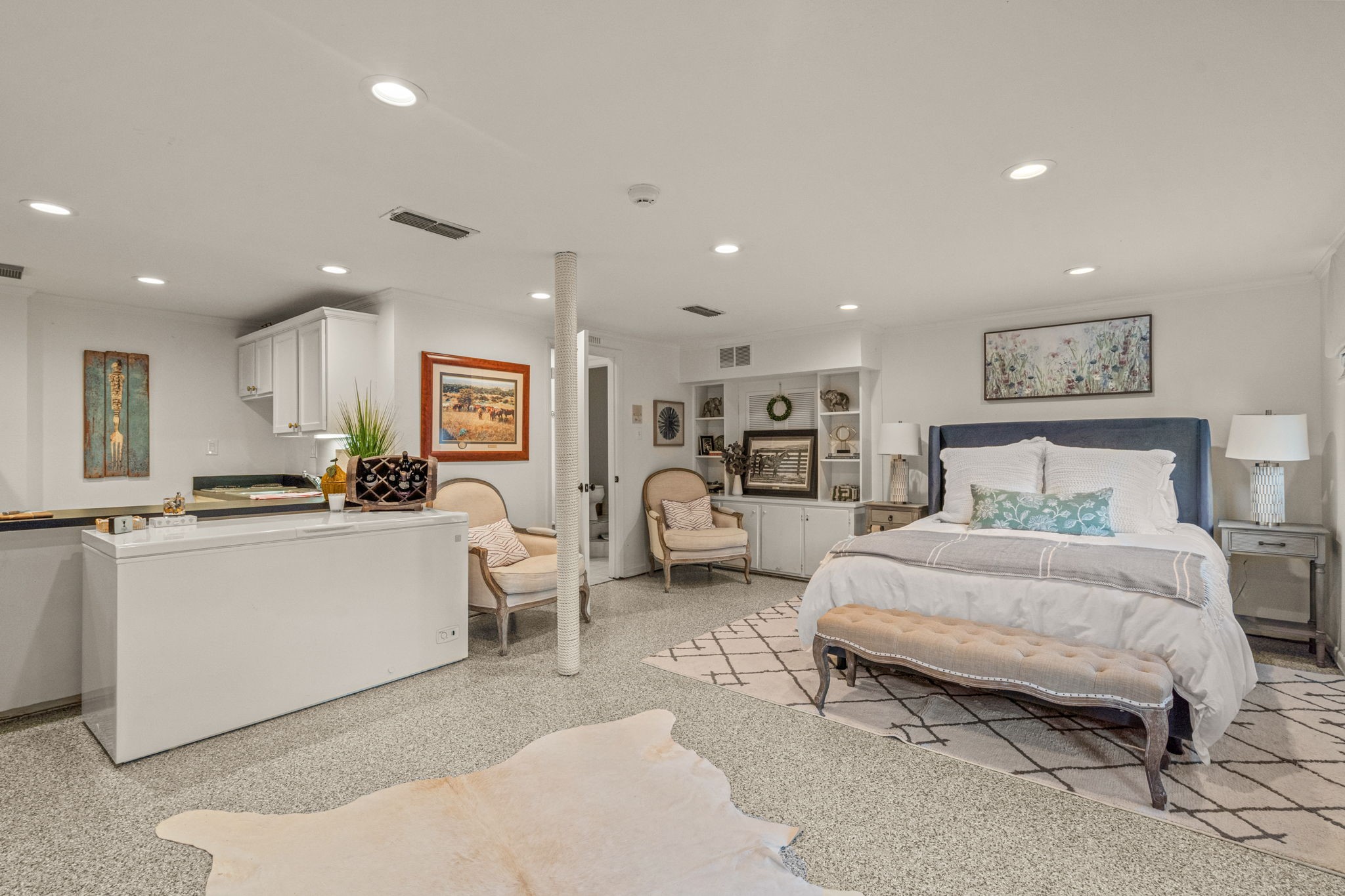 5849 Merrymount Road Westover Hills TX 76107
