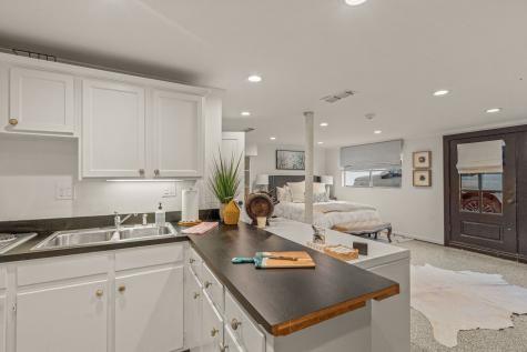 5849 Merrymount Road Westover Hills TX 76107