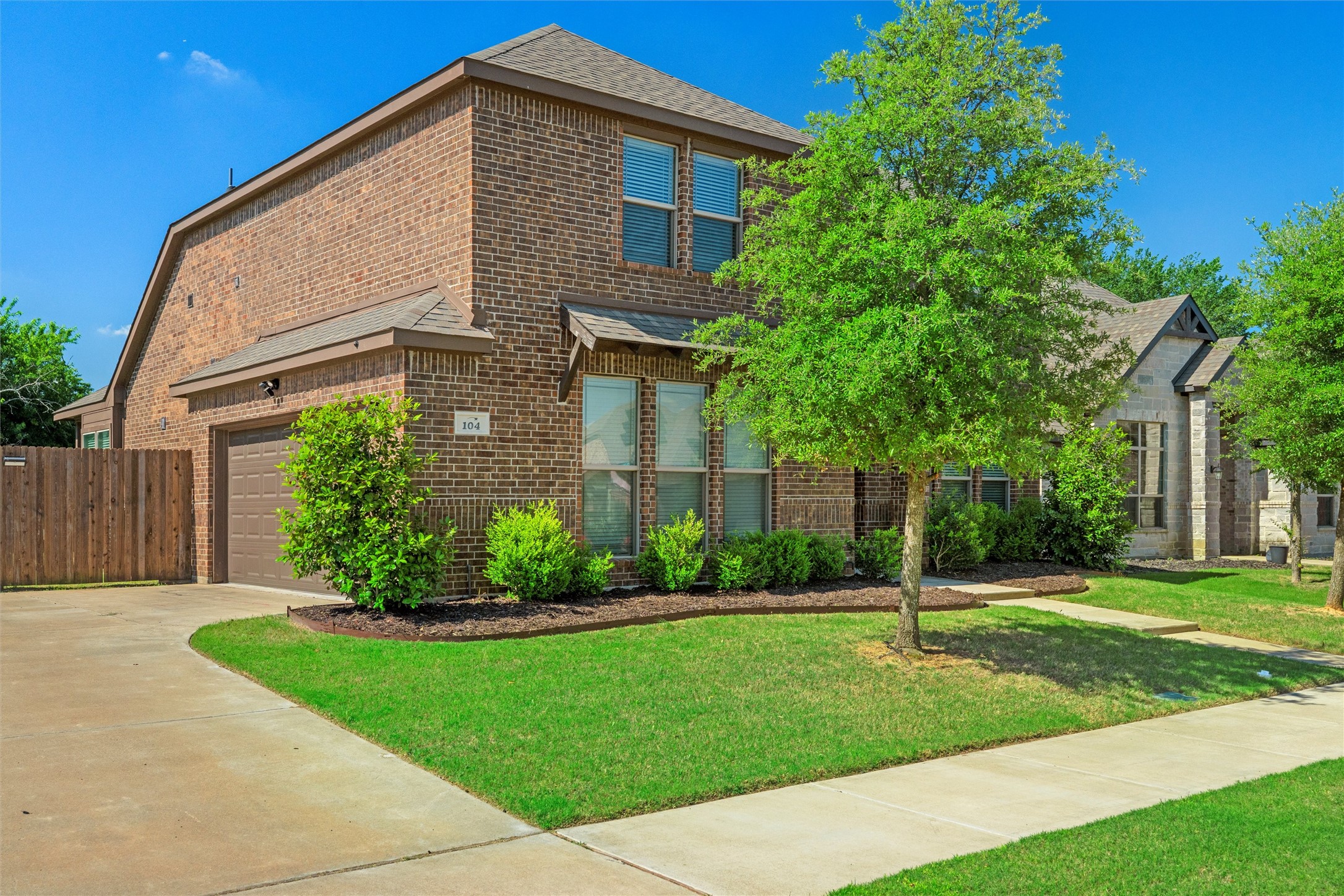104 Laurel Oak Drive Red Oak TX 75154
