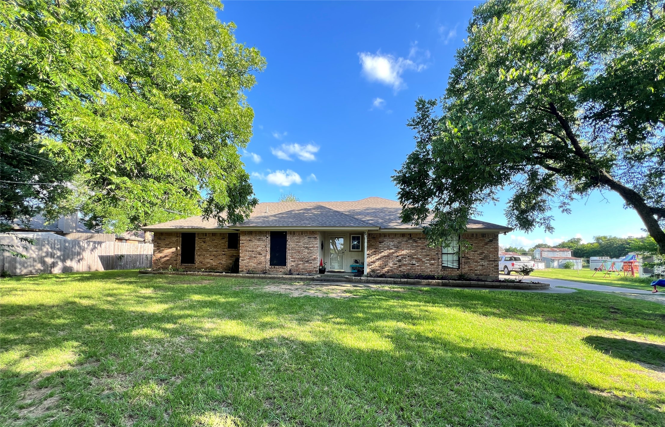 540 E 4th Street Joshua TX 76058