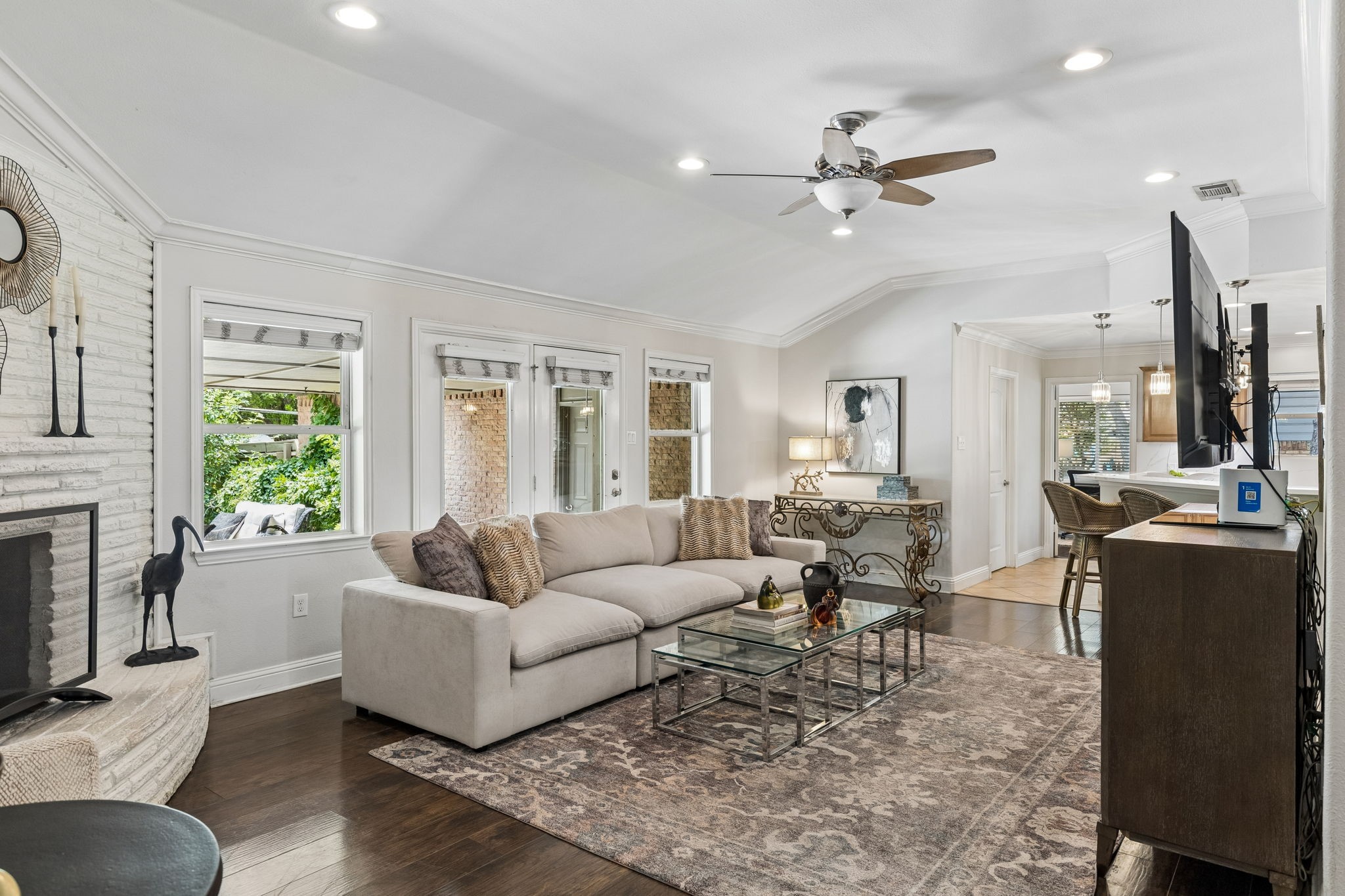 4166 Goodfellow Drive Dallas TX 75229