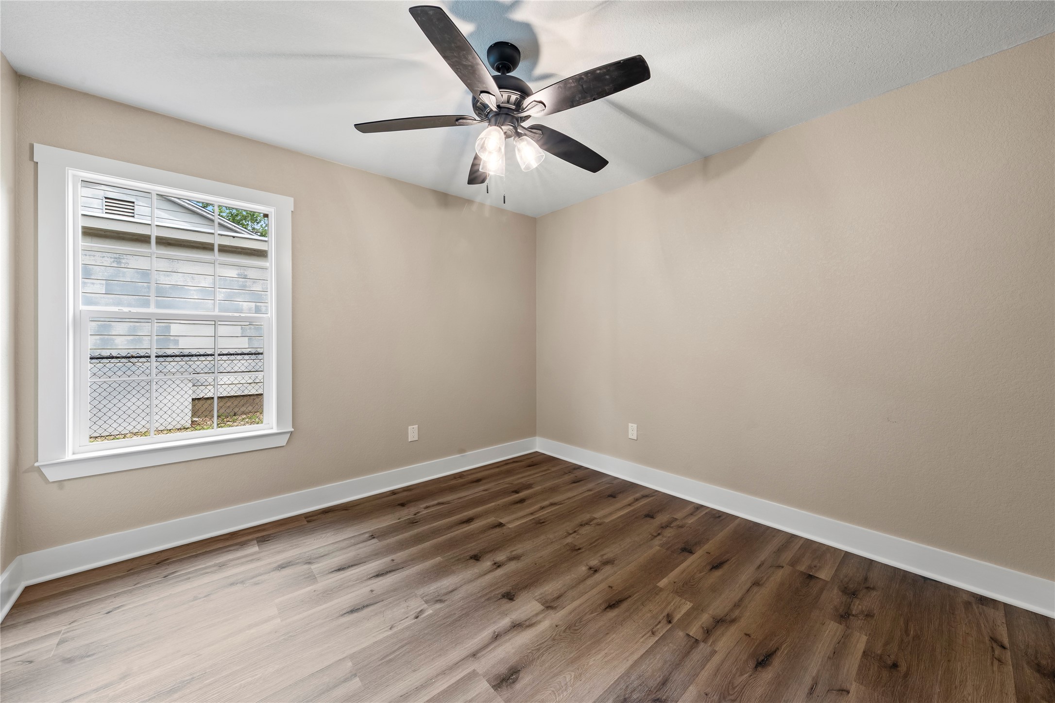 1909 Columbia Street Waco TX 76711
