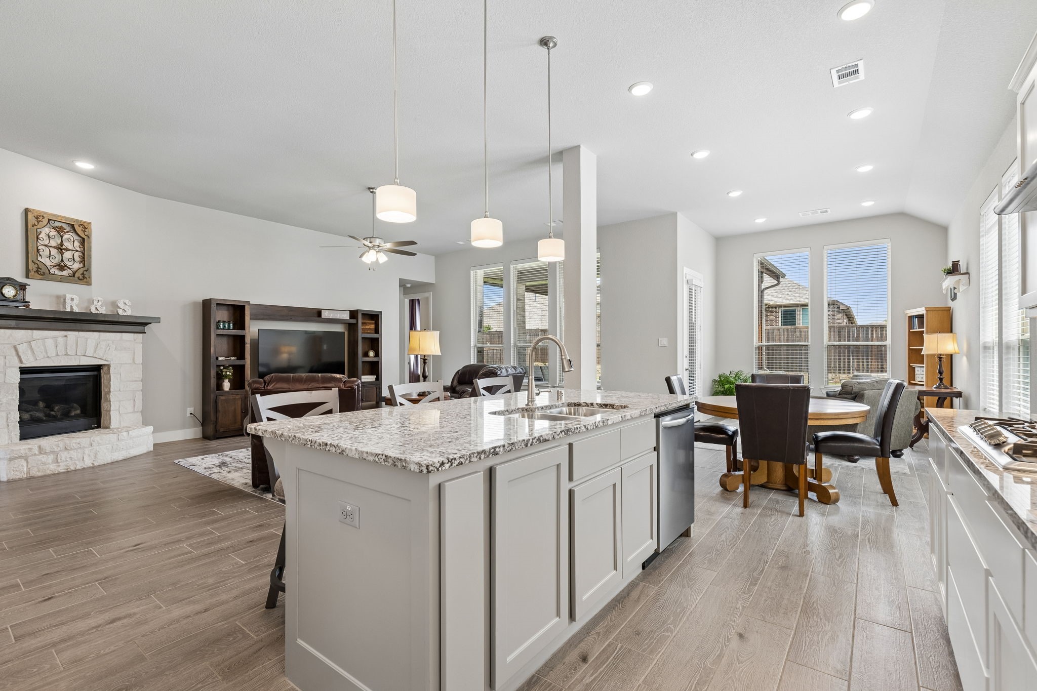 1125 Bridle Path Drive Aubrey TX 76227