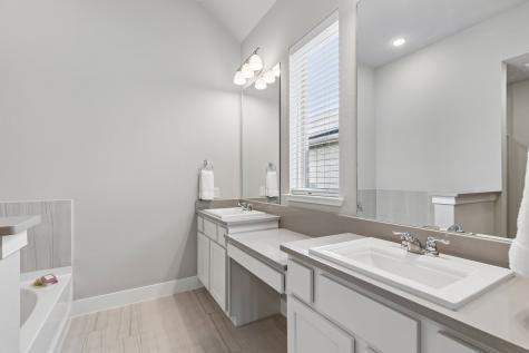 1125 Bridle Path Drive Aubrey TX 76227