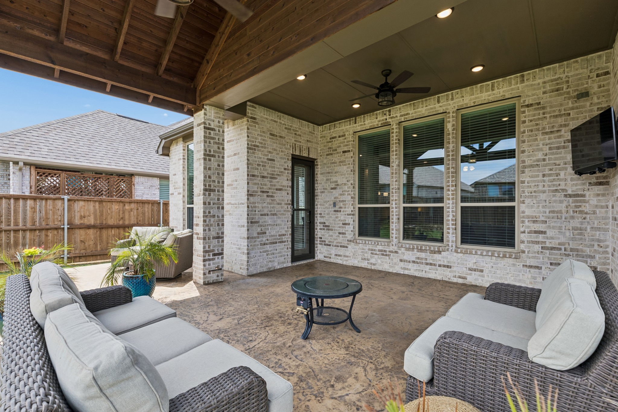 1125 Bridle Path Drive Aubrey TX 76227