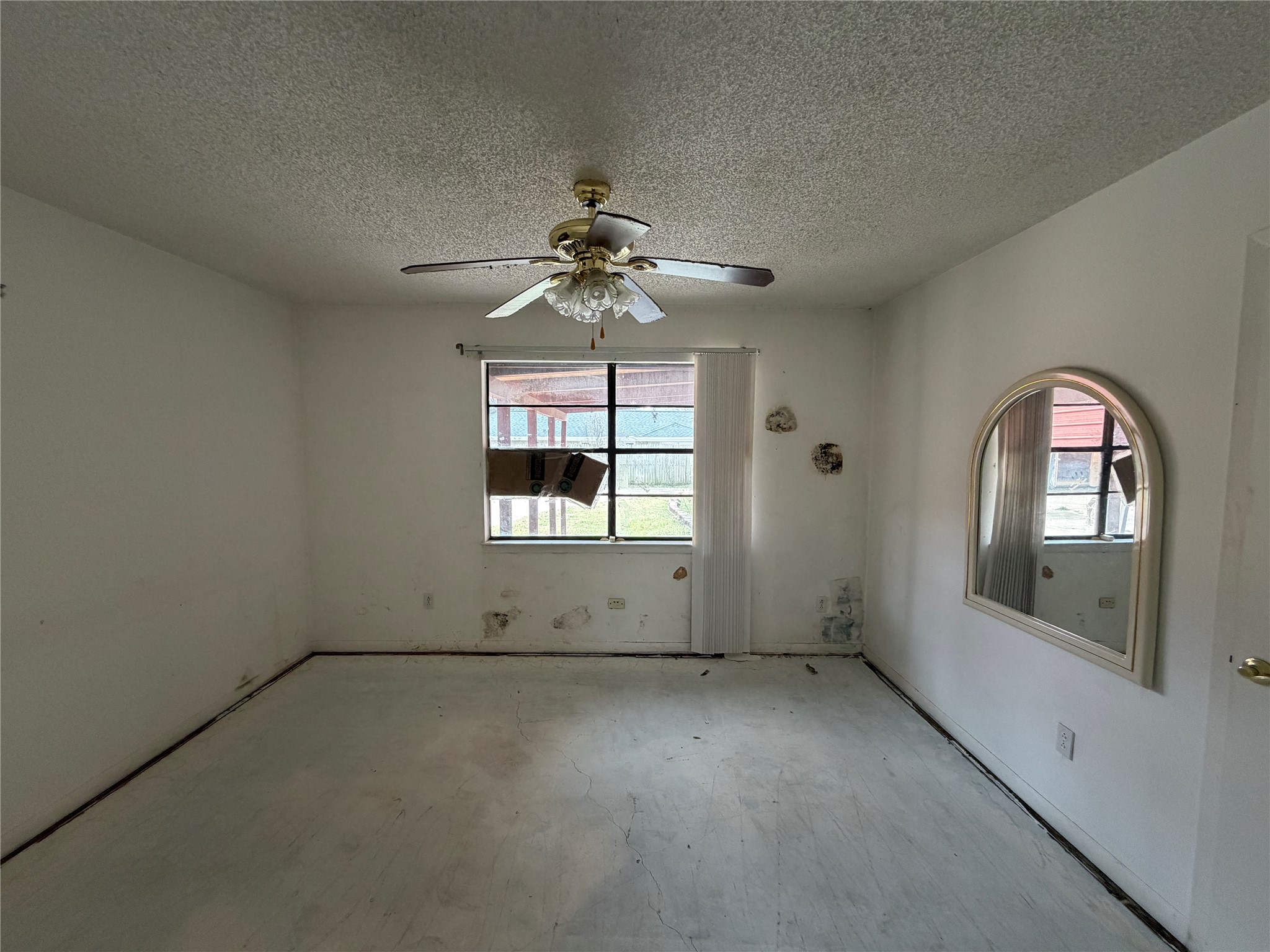 1115 Green River Trail Cleburne TX 76033