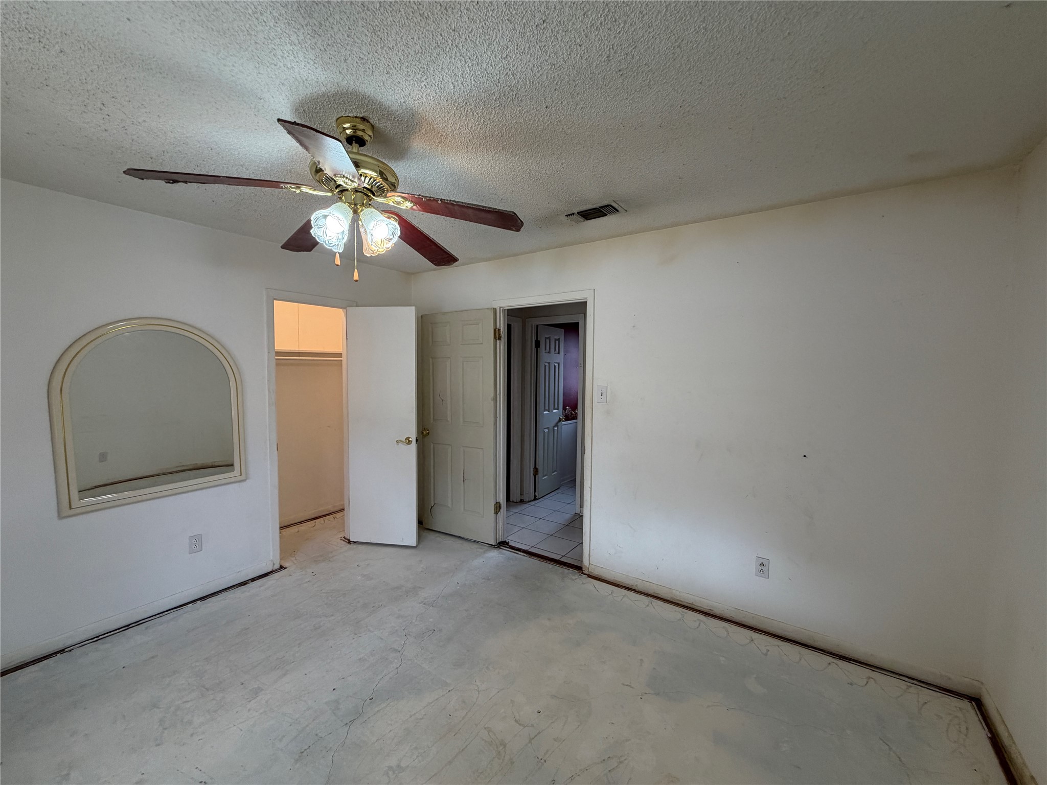 1115 Green River Trail Cleburne TX 76033